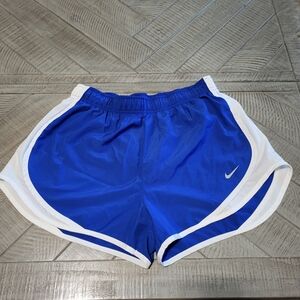 Nike Shorts Women’s M Blue & White Dri- Fit Running Gym Athletic Training Y2K